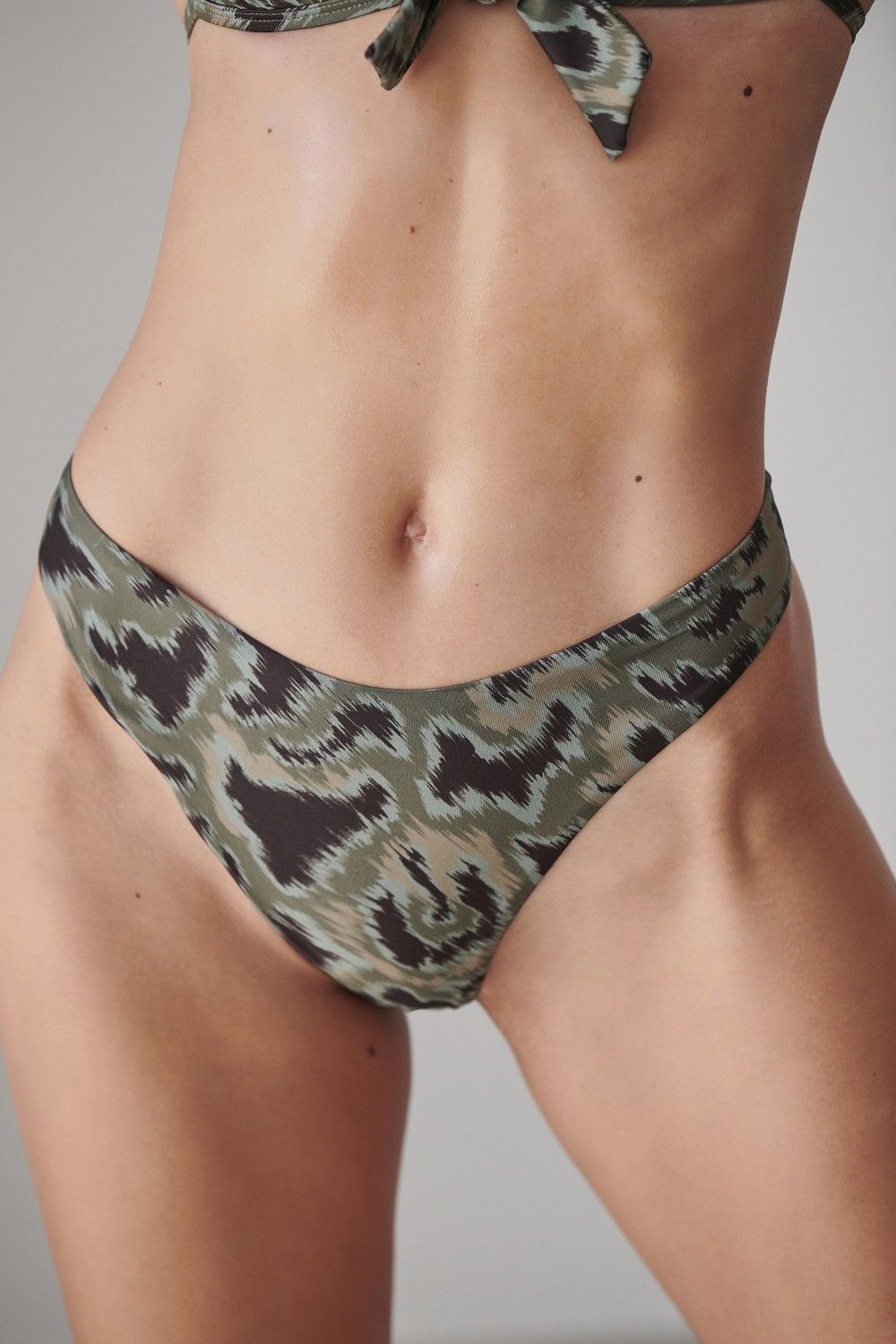 ΜΑΓΙΟ ΜΠΙΚΙΝΙ ΣΛΙΠ 'ART LEO' BLU4U