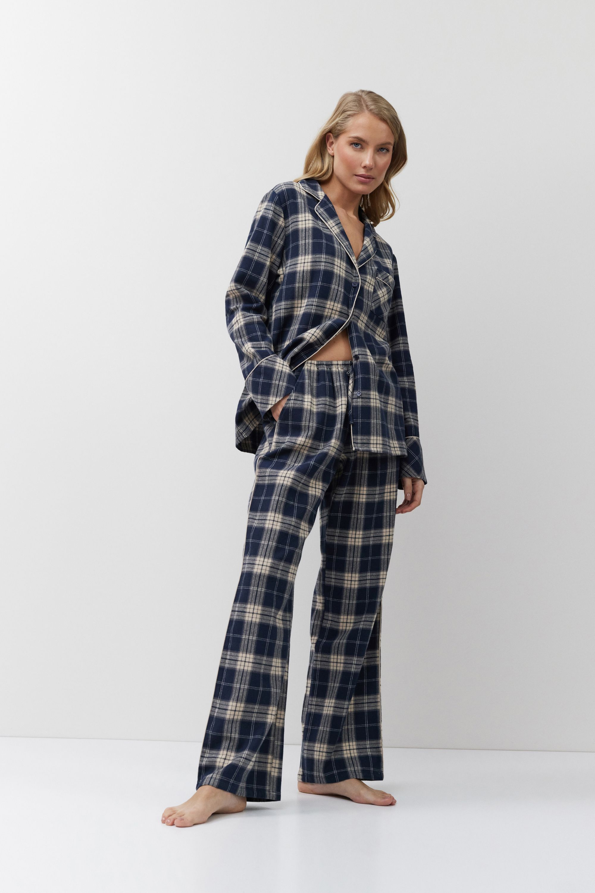 ΠΥΖΑΜΑ ΚΟΥΜΠΩΤΗ ΚΑΡΟ LAURENCE PAJAMA LONG ARUELLE