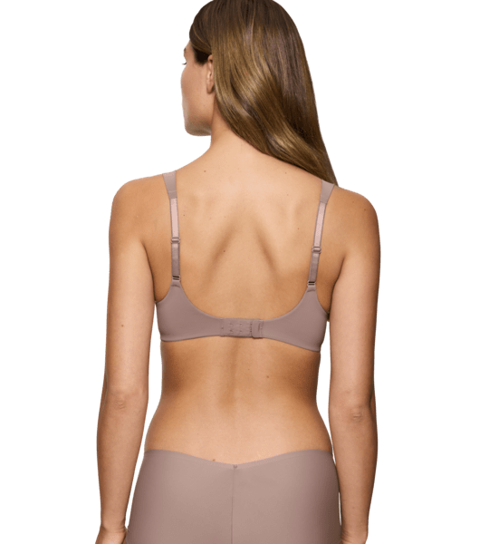 ΣΟΥΤΙΕΝ TRIUMPH Body Make-Up Illusion WP EX